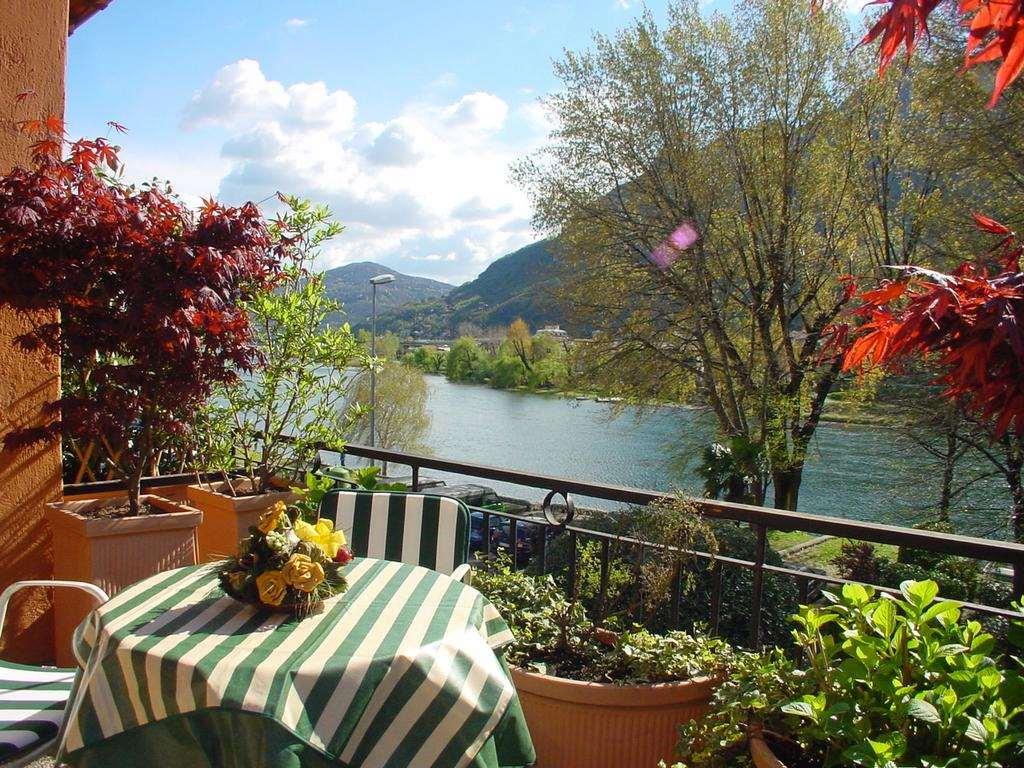 Hotel Don Abbondio Lecco Chambre photo